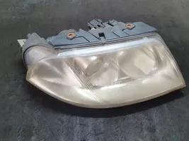 Volkswagen PASSAT B5.5 Lampa przednia 3B0941016AK