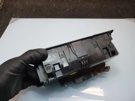 Audi A4 S4 B6 8E 8H Panel klimatyzacji 8E0820043