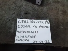 Opel Vectra C Kojelaudan sivutuuletussuuttimen kehys 230635620