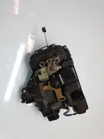 Volkswagen PASSAT B5 Front door lock 