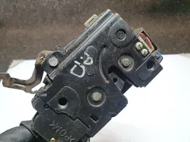 Volkswagen PASSAT B5 Rear door lock 