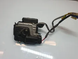 Toyota Corolla Verso AR10 Loading door lock 