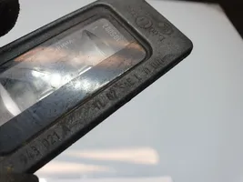 Volkswagen PASSAT B7 Lampa oświetlenia tylnej tablicy rejestracyjnej 3AF943021A