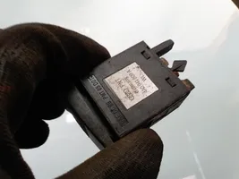 Audi 100 S4 C4 Botón interruptor de luz de peligro 4A0941509A