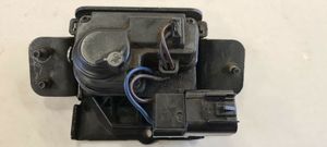 Chevrolet Suburban Tailgate/trunk/boot lock/catch/latch 15934420