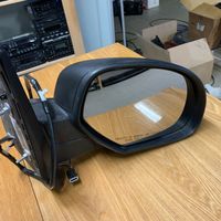 Chevrolet Suburban Front door electric wing mirror 25775845