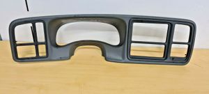 Chevrolet Suburban Panel trim 15178706