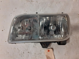 Cadillac Escalade Lampa przednia GM15738657