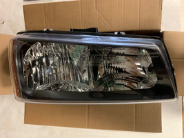 Chevrolet Avalanche Headlight/headlamp 12210110R