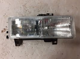 Chevrolet Express Lampa przednia GM251B001R