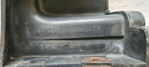 Chevrolet Silverado Rivestimento del pannello parte angolare del paraurti anteriore 15973430
