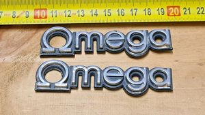 Oldsmobile Omega Emblemat / Znaczek tylny / Litery modelu 