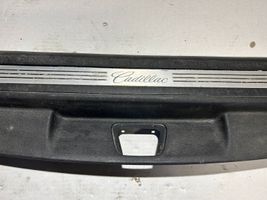 Cadillac Escalade Cache serrure de hayon/coffre arrière 15242386