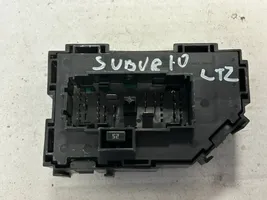 Chevrolet Suburban Fuse box set 20828606