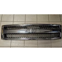 Chevrolet Silverado Maskownica / Grill / Atrapa górna chłodnicy 25810706