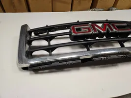 GMC Sierra 1000 Front bumper upper radiator grill 15201485