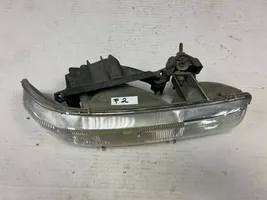 Chevrolet Tahoe Lampa przednia 16525100