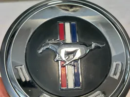 Ford Mustang V Takaoven tunnus/mallikirjaimet AR33-6342508-AF