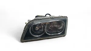 Volvo S40, V40 Lampa przednia 30859759