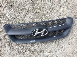 Hyundai Sonata Front bumper upper radiator grill 