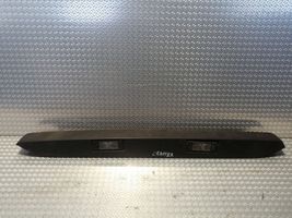 Mercedes-Benz Sprinter W906 Lampa oświetlenia tylnej tablicy rejestracyjnej 9067400030