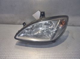 Mercedes-Benz Vito Viano W639 Lampa przednia 24670300LI