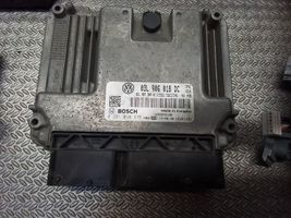 Volkswagen Caddy Komputer / Sterownik ECU i komplet kluczy 03L906018DC