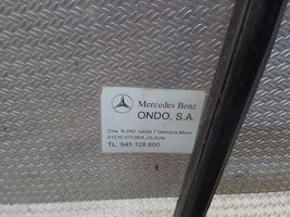 Mercedes-Benz Sprinter W901 W902 W903 W904 Etuoven kulmalasi, neliovinen malli 