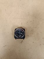 Mercedes-Benz C AMG W205 Horloge A2138271400