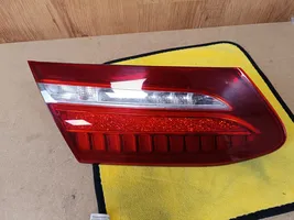 Mercedes-Benz E W238 Lampy tylnej klapy bagażnika A2389067301