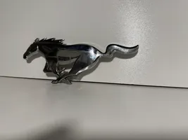 Ford Mustang VI Gamintojo ženkliukas 