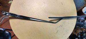 Chevrolet Malibu Front wiper blade arm 