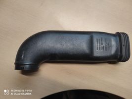 Hyundai i30 Parte del condotto di aspirazione dell'aria 28210A5820