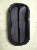 Volkswagen Golf VII Quarter panel pressure vent 6R0819465A