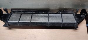 Mercedes-Benz C W203 Starpdzesētāja radiators A2035000000