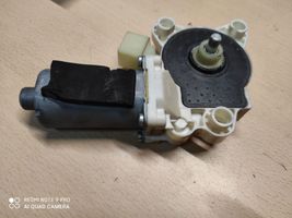 Mercedes-Benz SLK R171 Motorino alzacristalli della portiera anteriore A1718201442