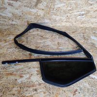 GMC Terrain Rear vent window glass M637