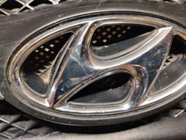 Hyundai Tucson LM Etupuskurin ylempi jäähdytinsäleikkö 863512E500