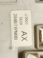 Infiniti Q70 Y51 Fuse module 284B71PM0B