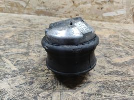 Mercedes-Benz E AMG W211 Supporto di montaggio del motore 3618932