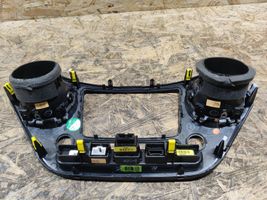 Hyundai i10 Verkleidung Radio / Navigation 84740B4000