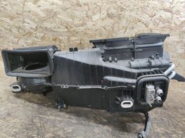 Mercedes-Benz A W176 Salono oro mazgo komplektas A2468301500