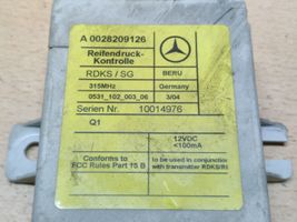 Mercedes-Benz CL C215 Tire pressure control unit A0028209126