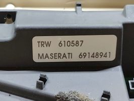 Maserati Quattroporte Muut kytkimet/nupit/vaihtimet 69148941
