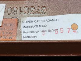 Maserati Quattroporte Panneau de garniture tableau de bord 94080684