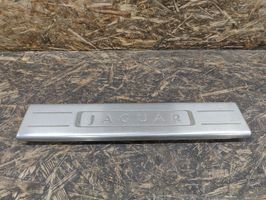 Jaguar XJ X351 Front sill trim cover AW9313201AE