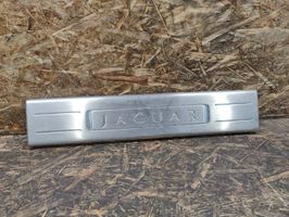 Jaguar XJ X351 Front sill trim cover AW9313201AE