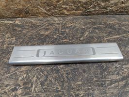 Jaguar XJ X351 Front sill trim cover AW9313201AE