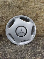 Mercedes-Benz E W210 Mozzo/copricerchi/borchia della ruota R15 A2104010024