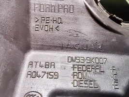 Jaguar XJ X351 Polttoainesäiliö DW939K007
